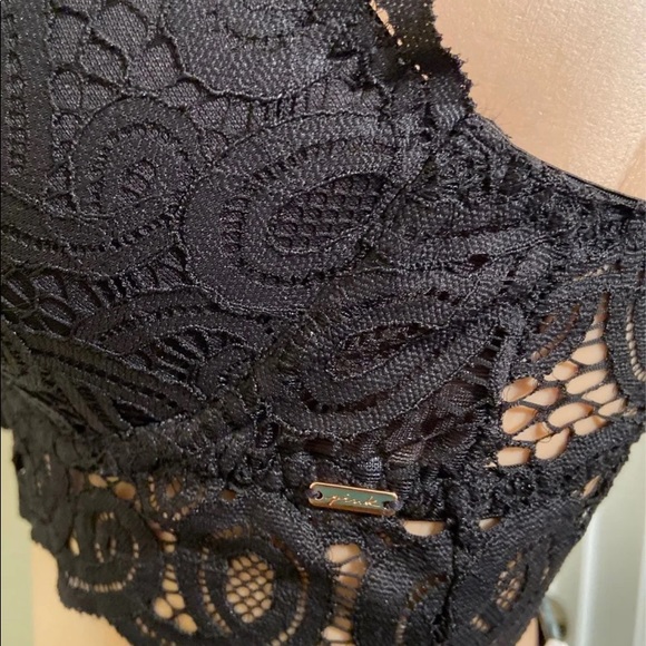 Victoria’s secrets push-up Bra medium - Picture 4 of 4